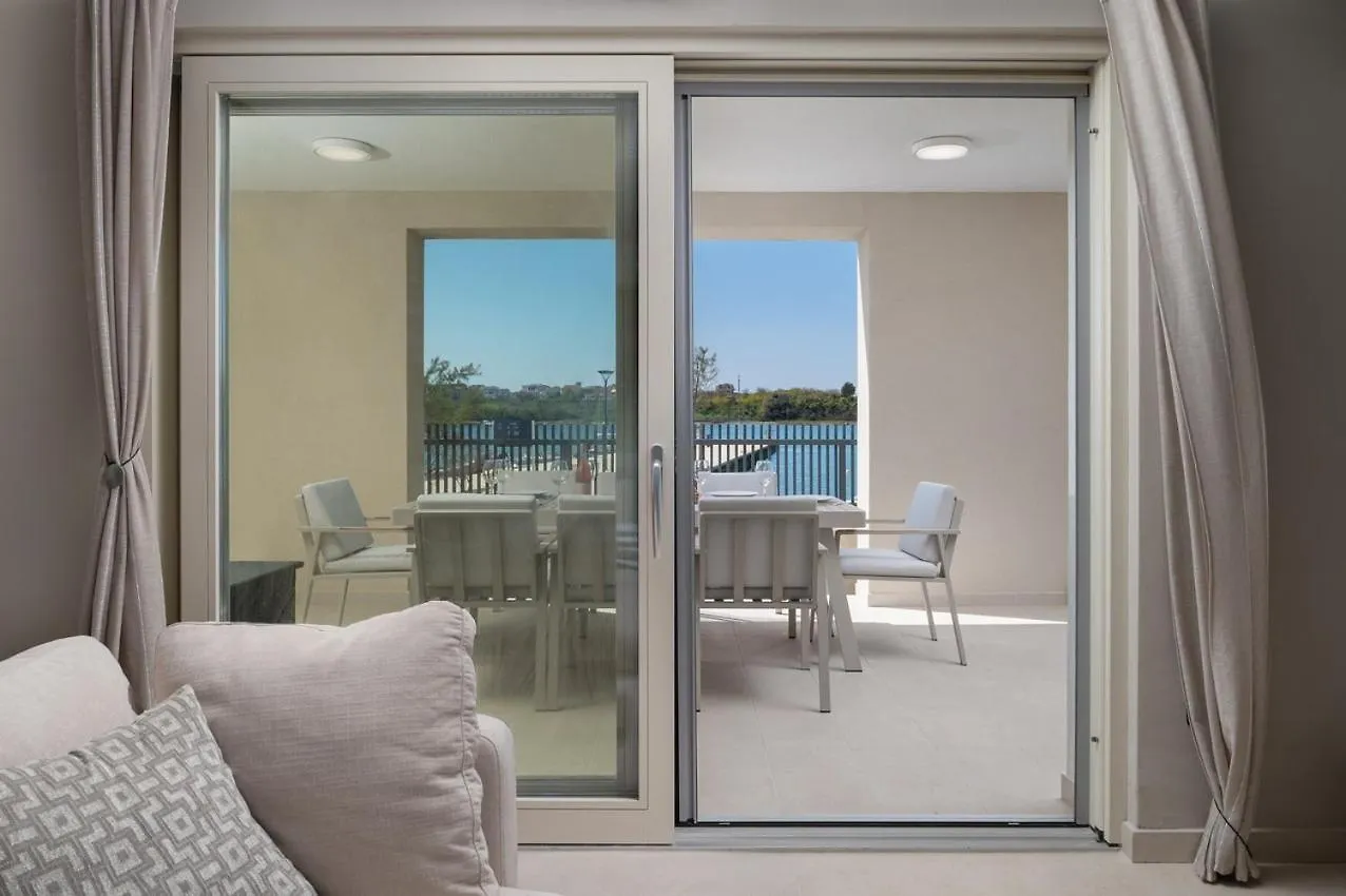 Luxury Villa Lovre Seaside Heated Pool Sauna 닌